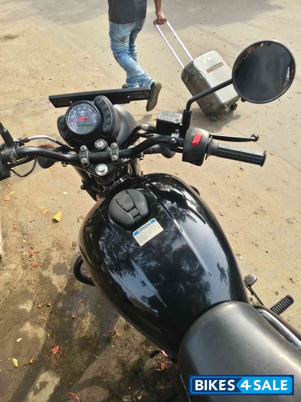 Kawasaki W175 BS6 2023
