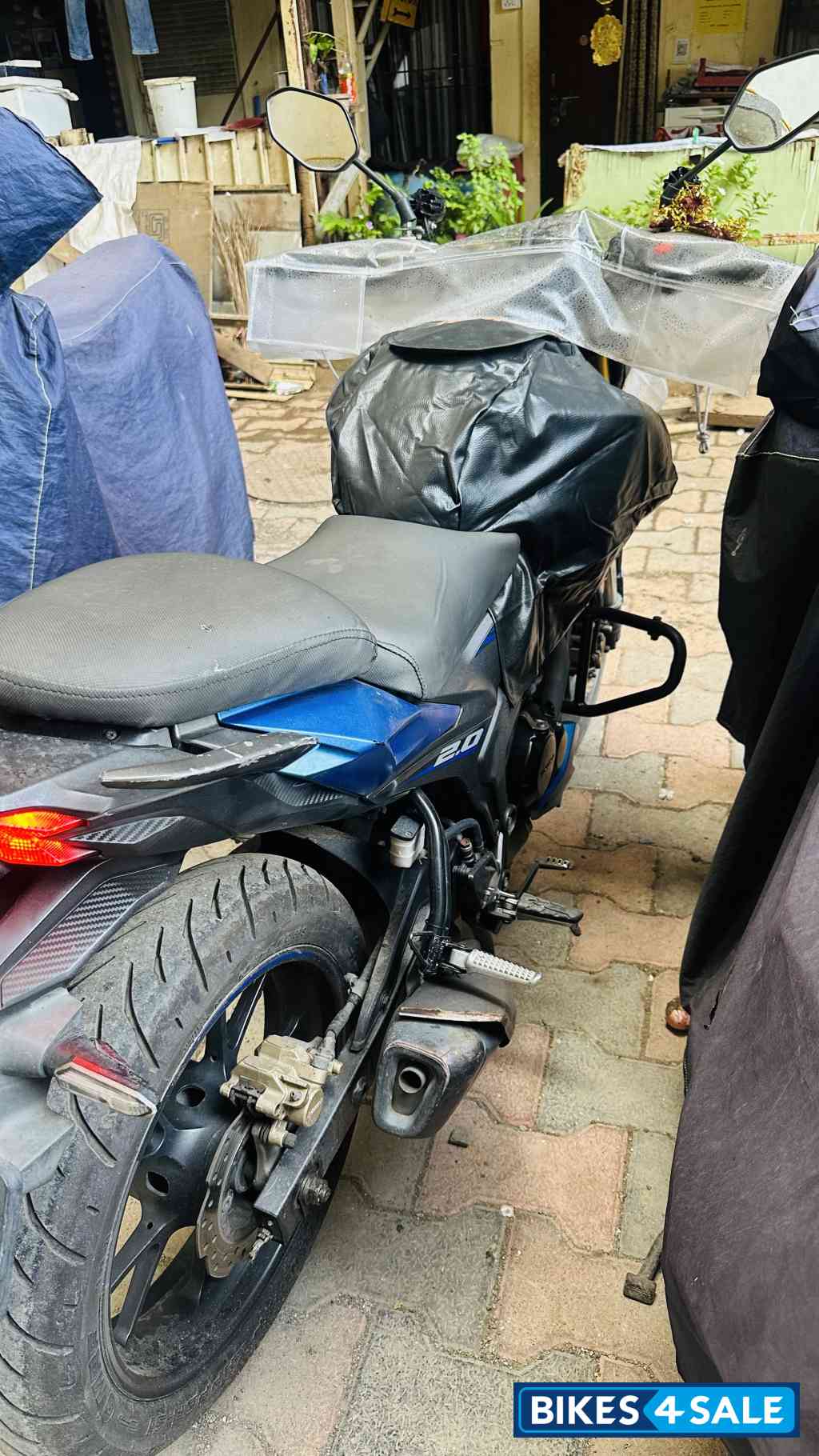 Matt Blue Honda Hornet 2.0 Matt Blue Honda Hornet 2.0