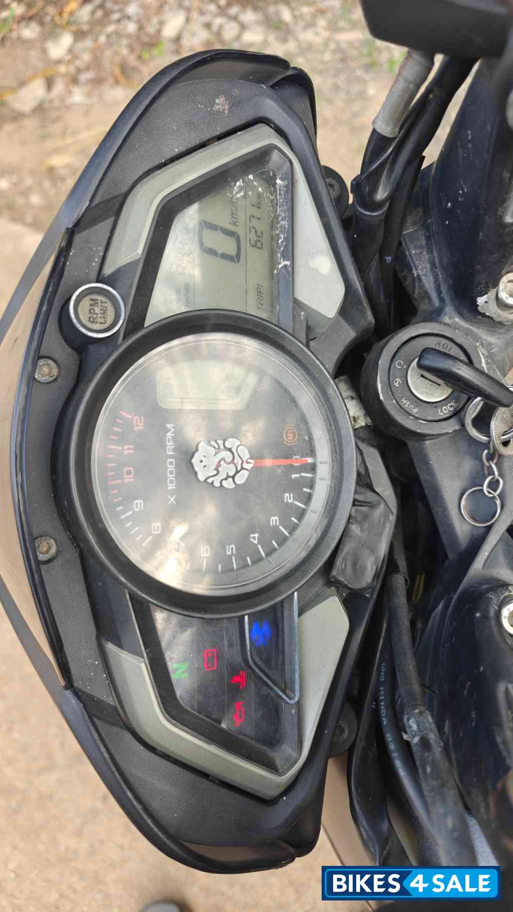 Black Bajaj Pulsar 200 NS ABS