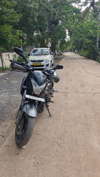 Black Bajaj Pulsar 200 NS ABS