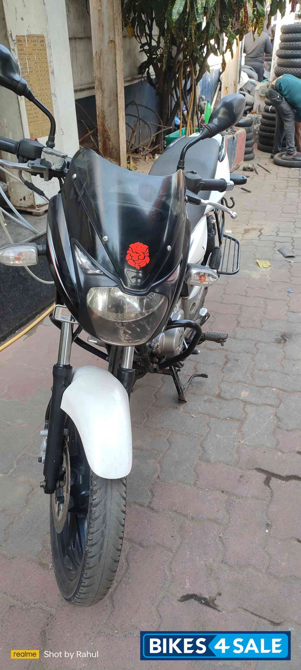 Bajaj Pulsar 150 Classic