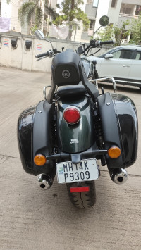 Astrel Green Royal Enfield Super Meteor 650
