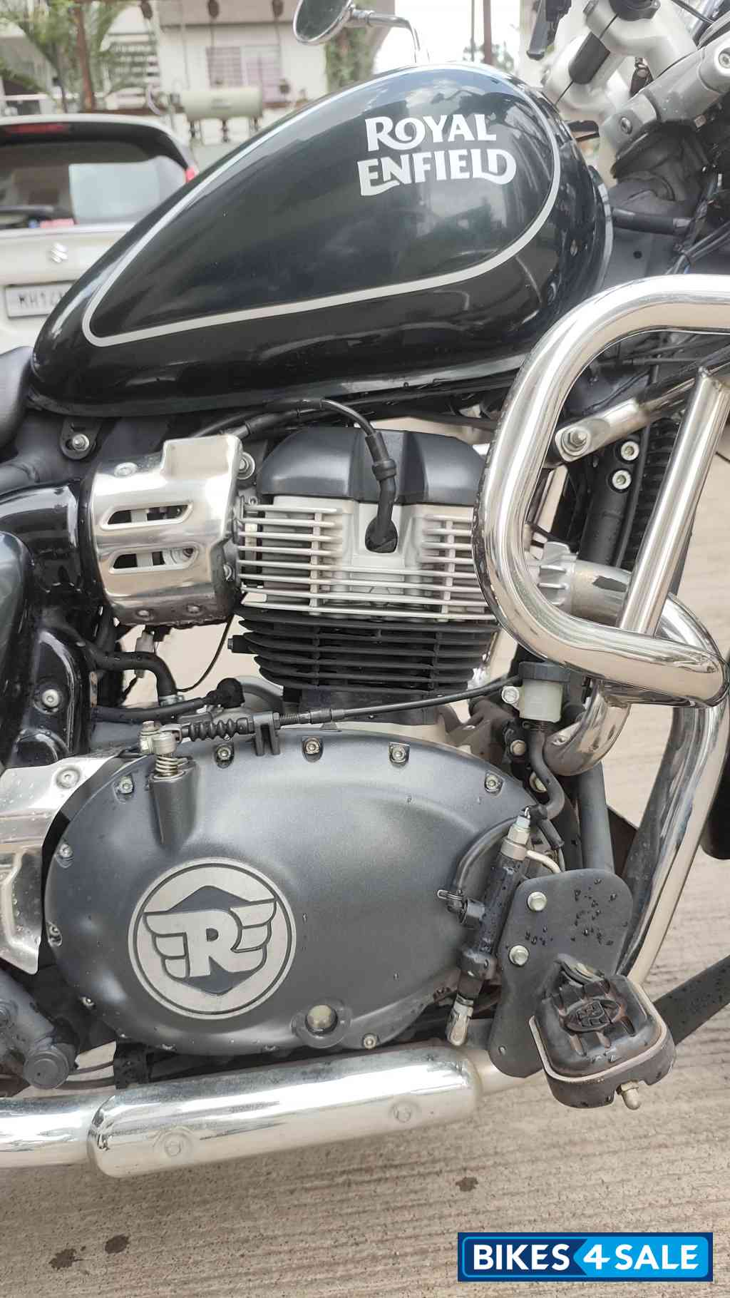 Astrel Green Royal Enfield Super Meteor 650 Astrel Green Royal Enfield Super Meteor 650