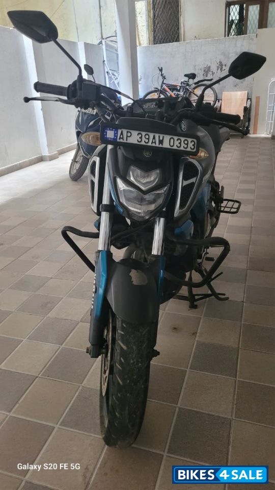 Yamaha FZ-S FI V3 Yamaha FZ-S FI V3