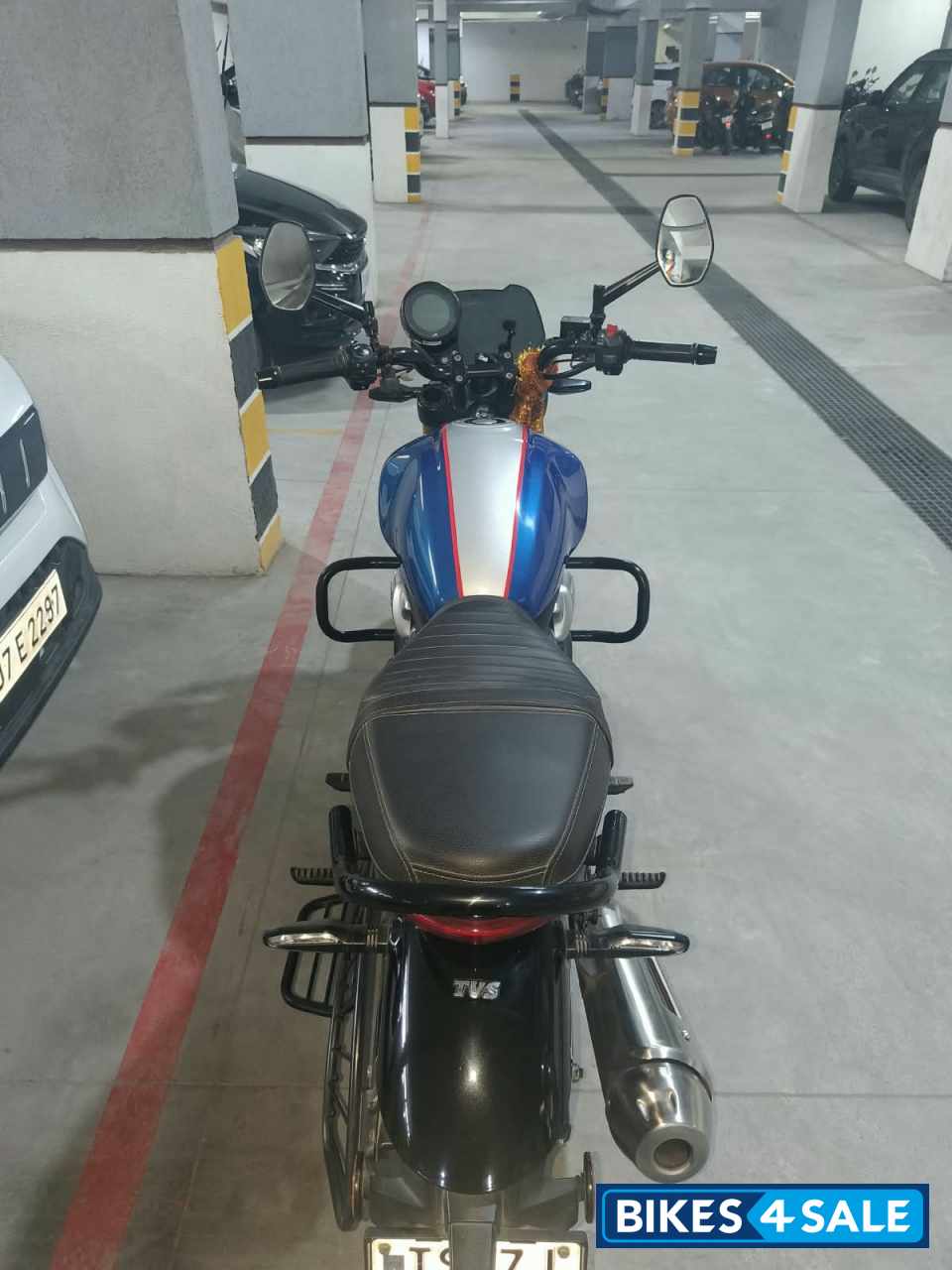 Blue TVS Ronin DS Blue TVS Ronin DS