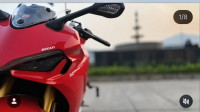 Red Ducati SuperSport S