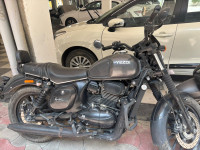 Yezdi Roadster Dark 2022 Model