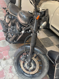 Yezdi Roadster Dark