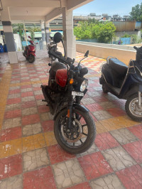 Royal Enfield Hunter 350 Metro