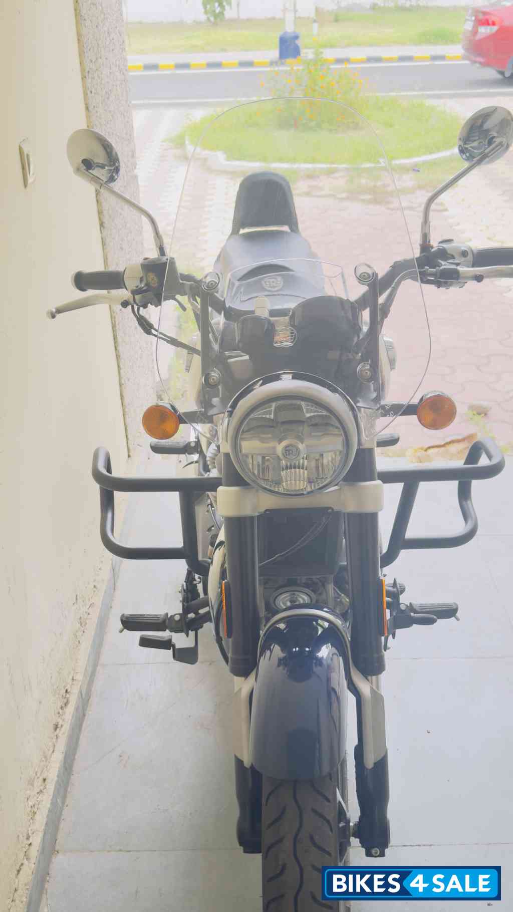 Celestial Blue Royal Enfield Super Meteor 650