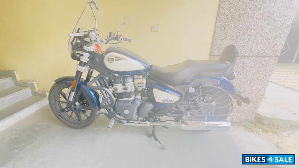 Celestial Blue Royal Enfield Super Meteor 650 Celestial Blue Royal Enfield Super Meteor 650