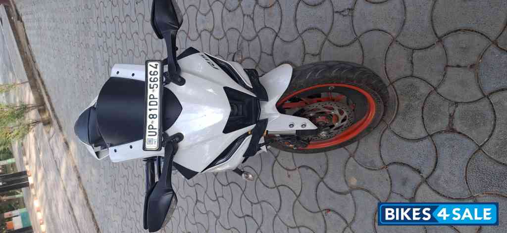 Yamaha R15 V4 Yamaha R15 V4