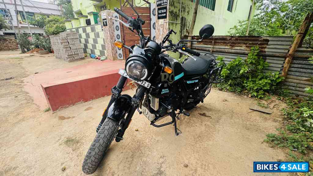Silver Spirit Royal Enfield Scram 411 Silver Spirit Royal Enfield Scram 411