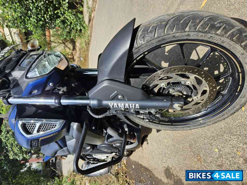 Blue Yamaha FZ-S Blue Yamaha FZ-S