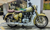 Royal Enfield Classic Desert Storm