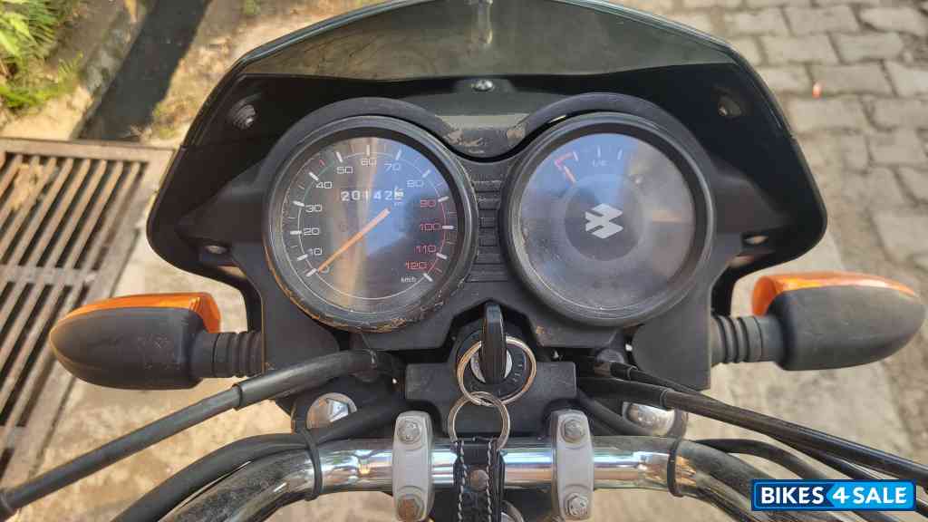 Blue Black Bajaj CT 100 ES Blue Black Bajaj CT 100 ES