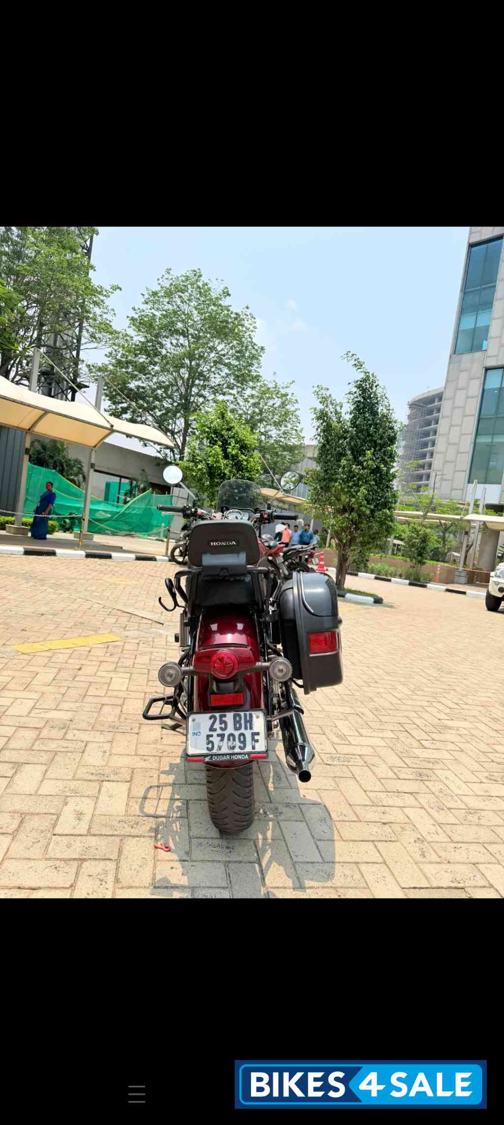 Red Honda CB350 DLX Pro Red Honda CB350 DLX Pro