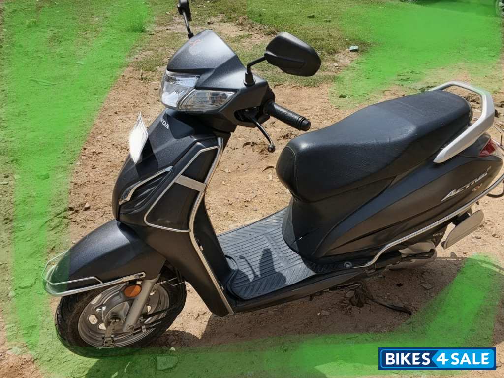 Gray Honda Activa 6G Dlx Gray Honda Activa 6G Dlx