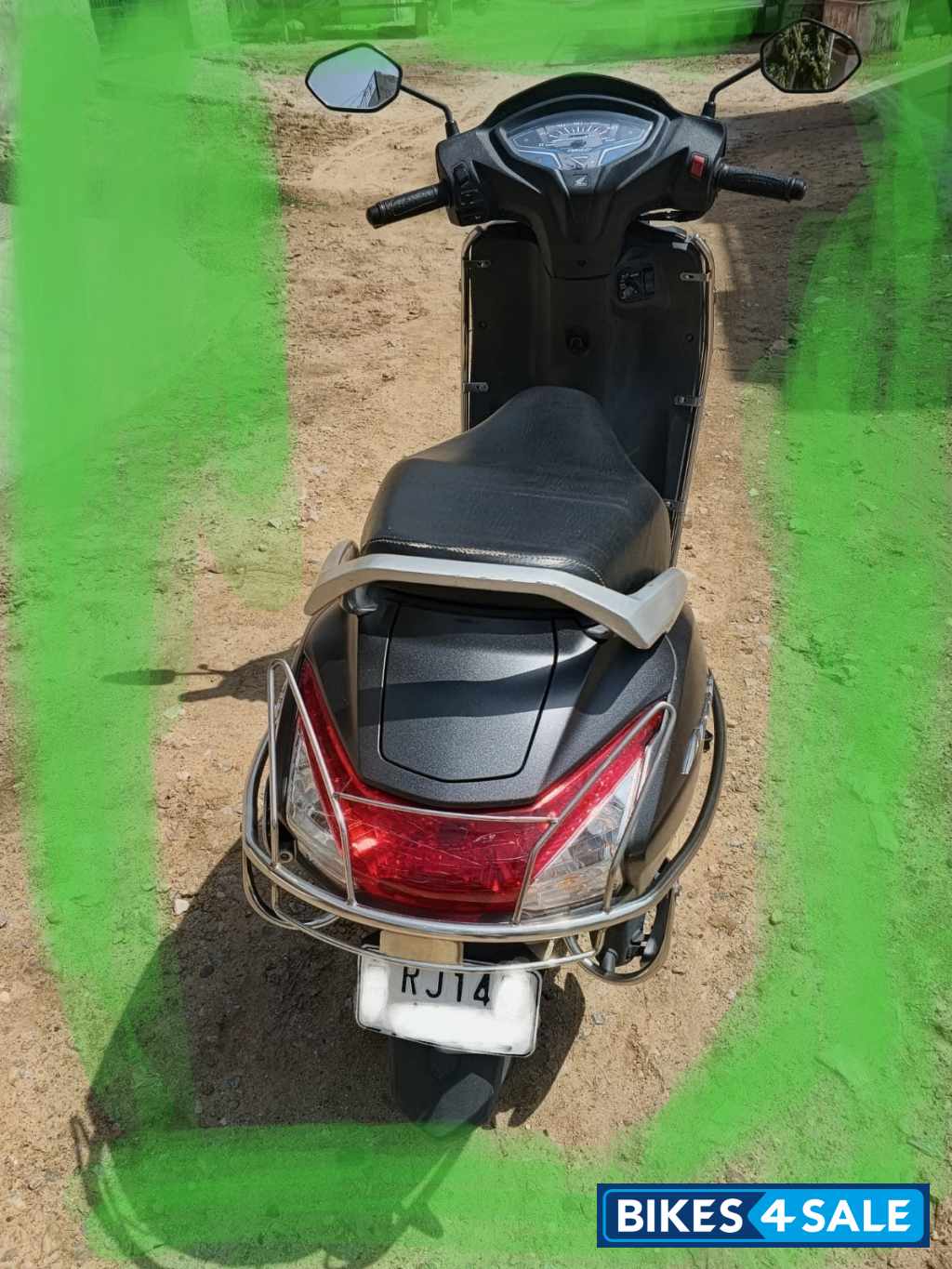Gray Honda Activa 6G Dlx