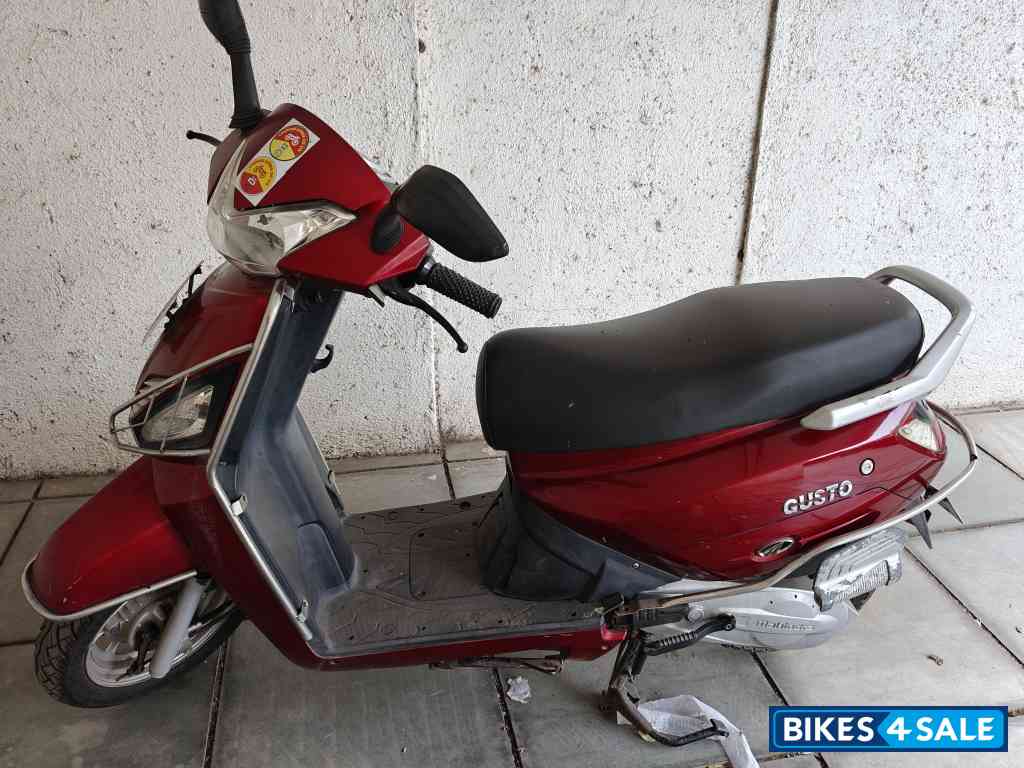 Mahindra Gusto
