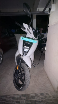 White Ather 450S