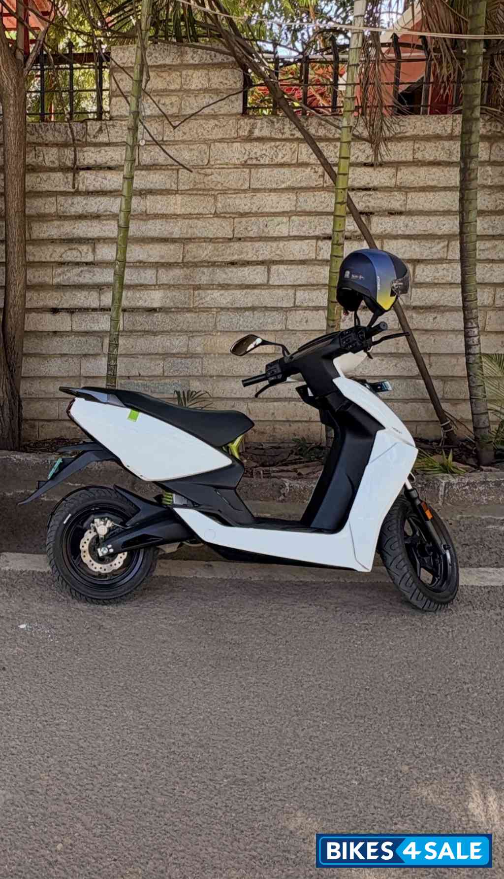 White Ather 450S White Ather 450S