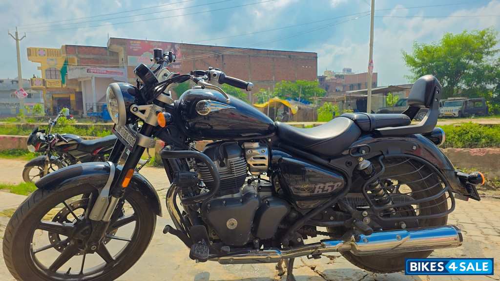 Royal Enfield Super meteor 650