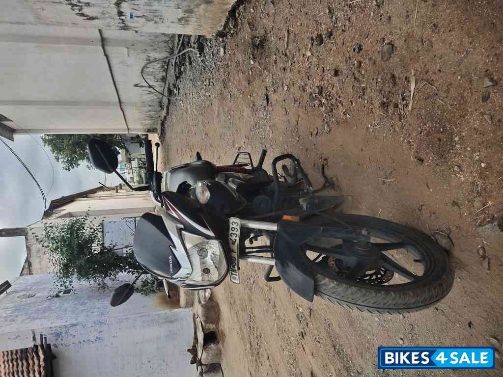 Black Honda Shine 125 Disc Black Honda Shine 125 Disc