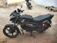 Black Honda Shine 125 Disc