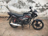 Black Honda Shine 125 Disc