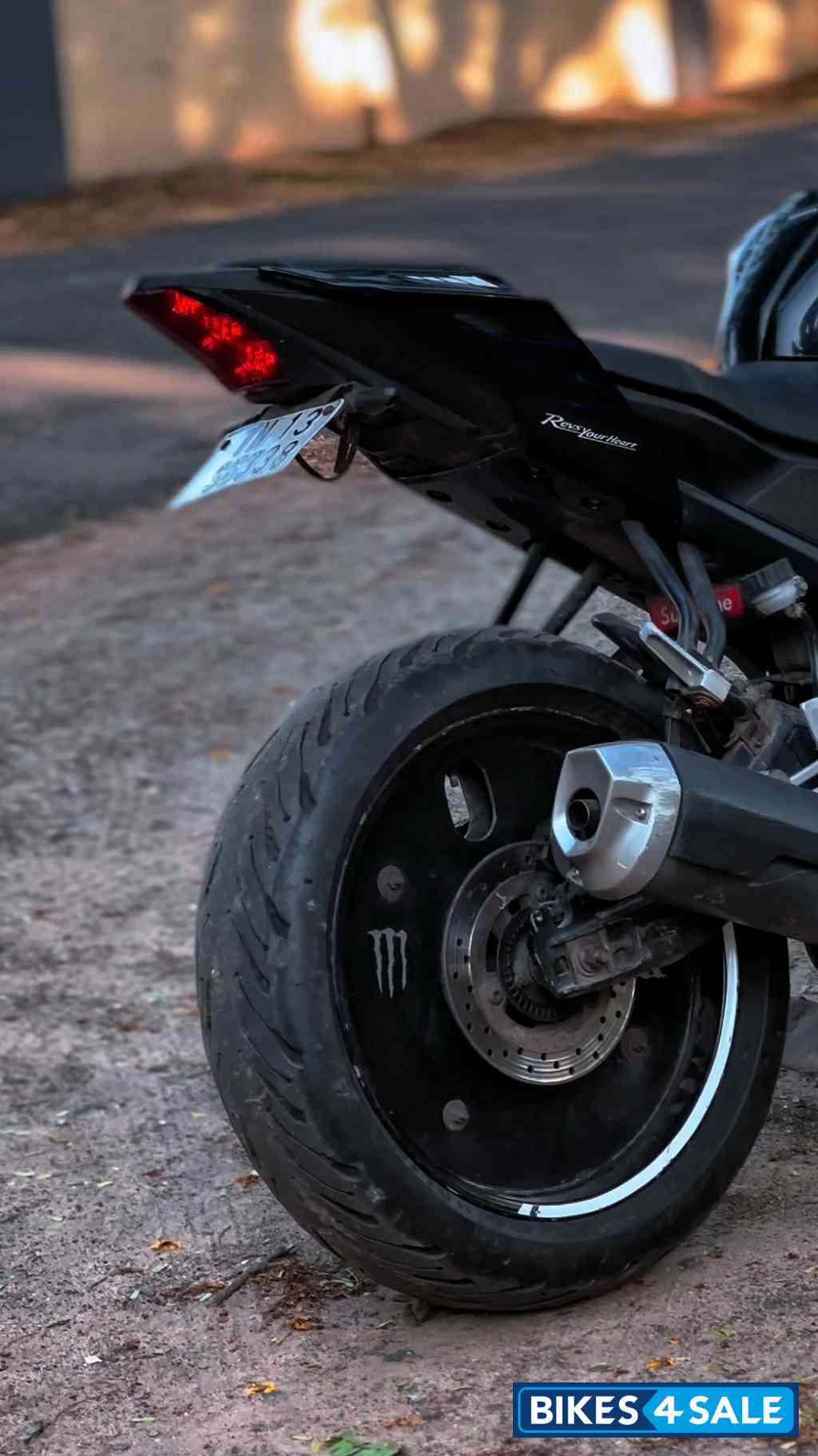 Black Yamaha YZF R15 V3 Black Yamaha YZF R15 V3