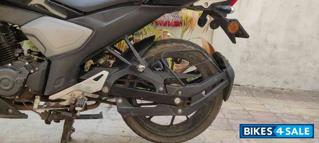 Mettalic Black Yamaha FZ FI V3 BS6 Mettalic Black Yamaha FZ FI V3 BS6