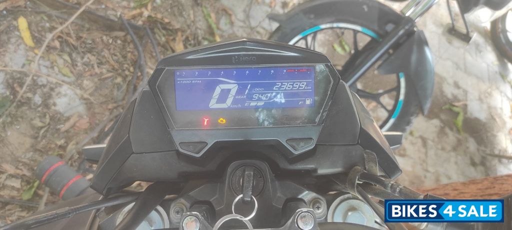 Matt Grey Hero Xtreme 160R Stealth Edition