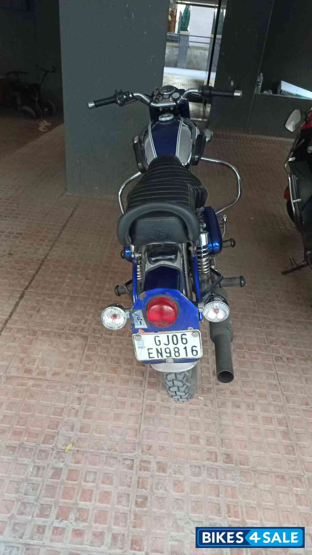Royal Enfield Bullet Standard 350