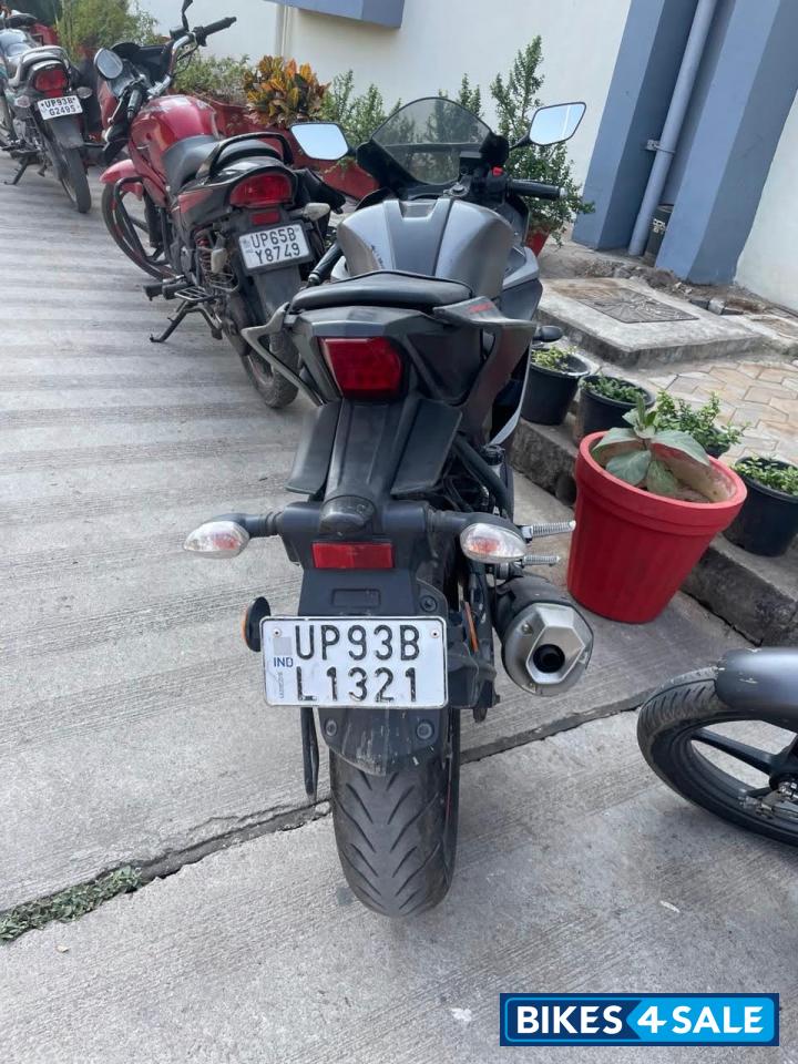 Thunder Grey Yamaha YZF R15 V3 Thunder Grey Yamaha YZF R15 V3