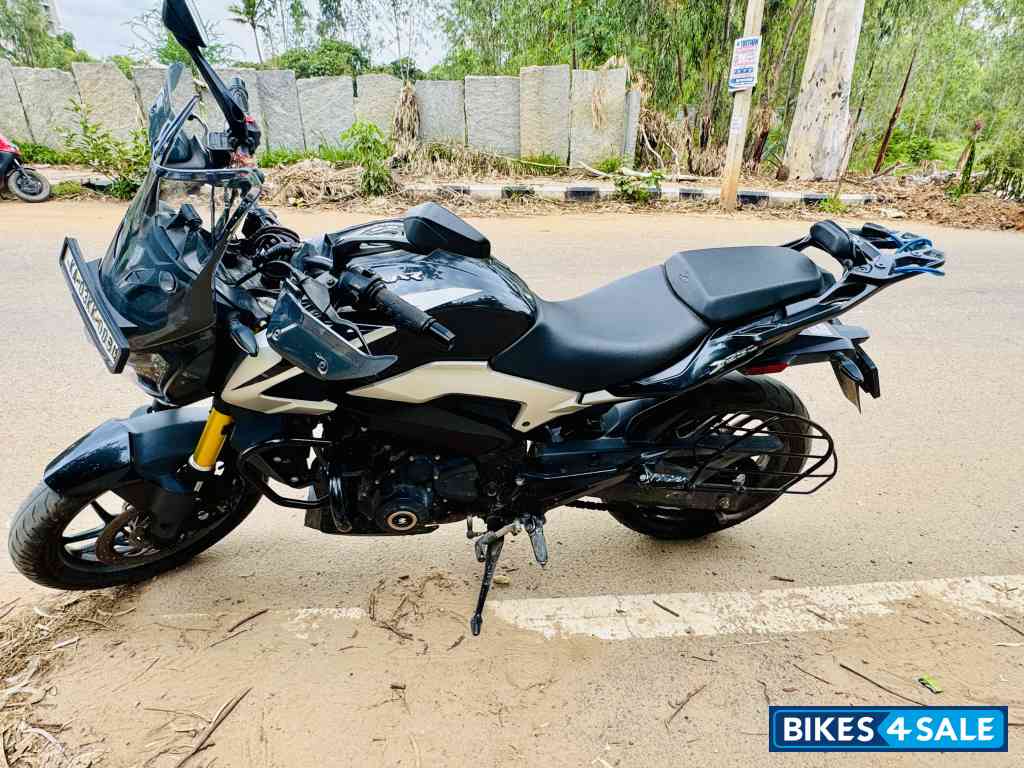 Bajaj Dominar 250