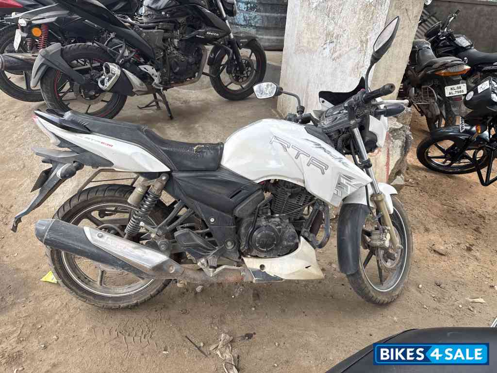 TVS Apache RTR 180
