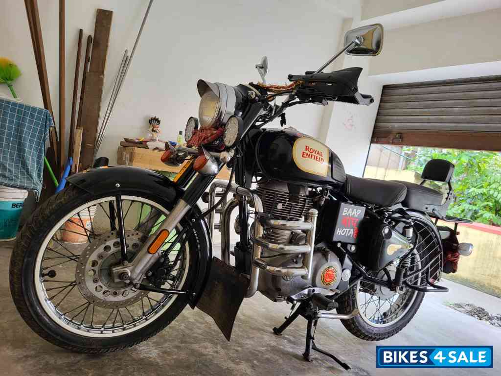 Classic Black Royal Enfield Classic 350