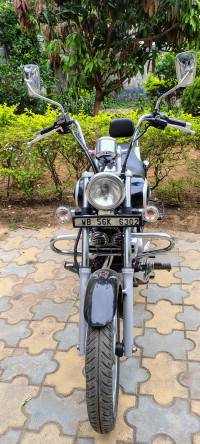 Bajaj Avenger Street 220 2016 Model
