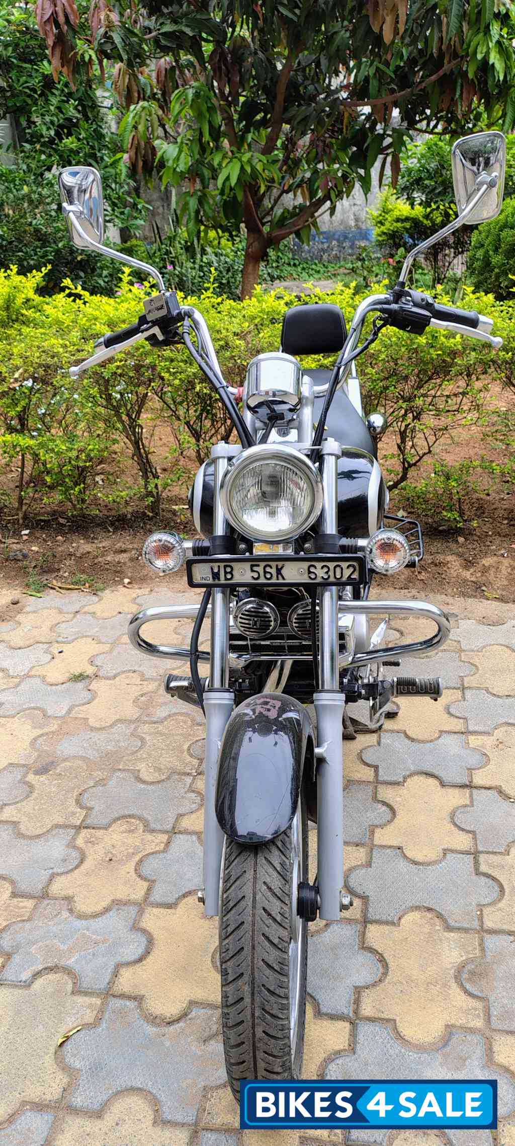 Bajaj Avenger Street 220