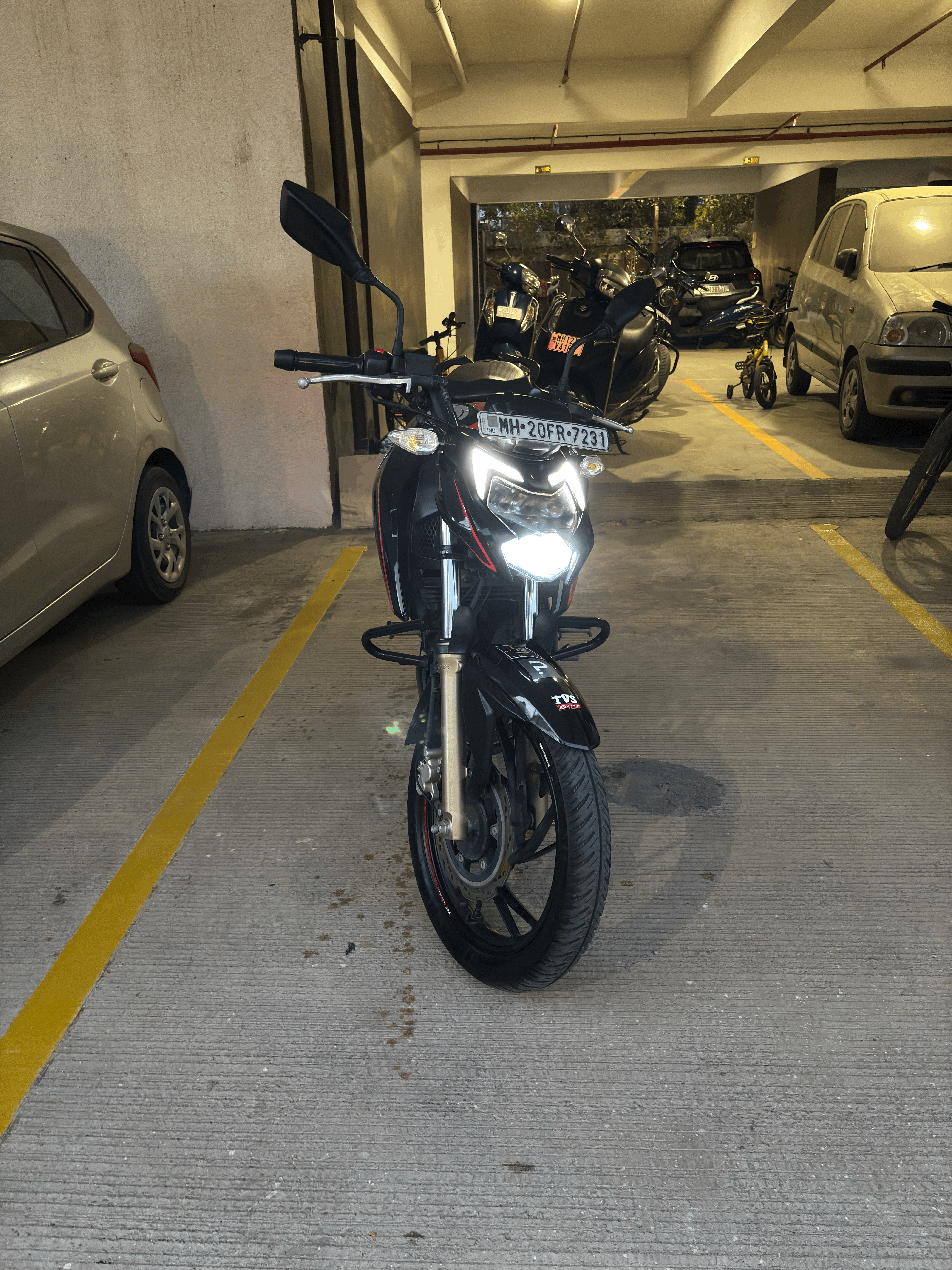 Black TVS Apache RTR 200 4V ABS