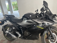 Black Suzuki Gixxer SF BS6