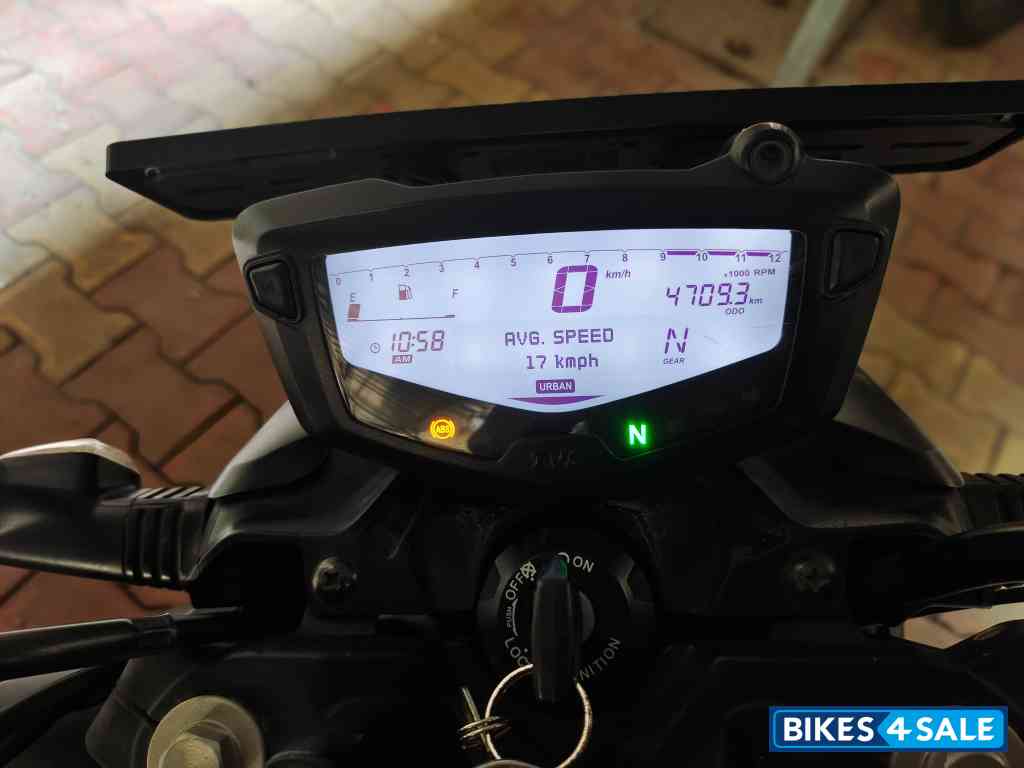 TVS Apache RTR 160 4V TVS Apache RTR 160 4V