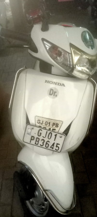 White Honda Activa