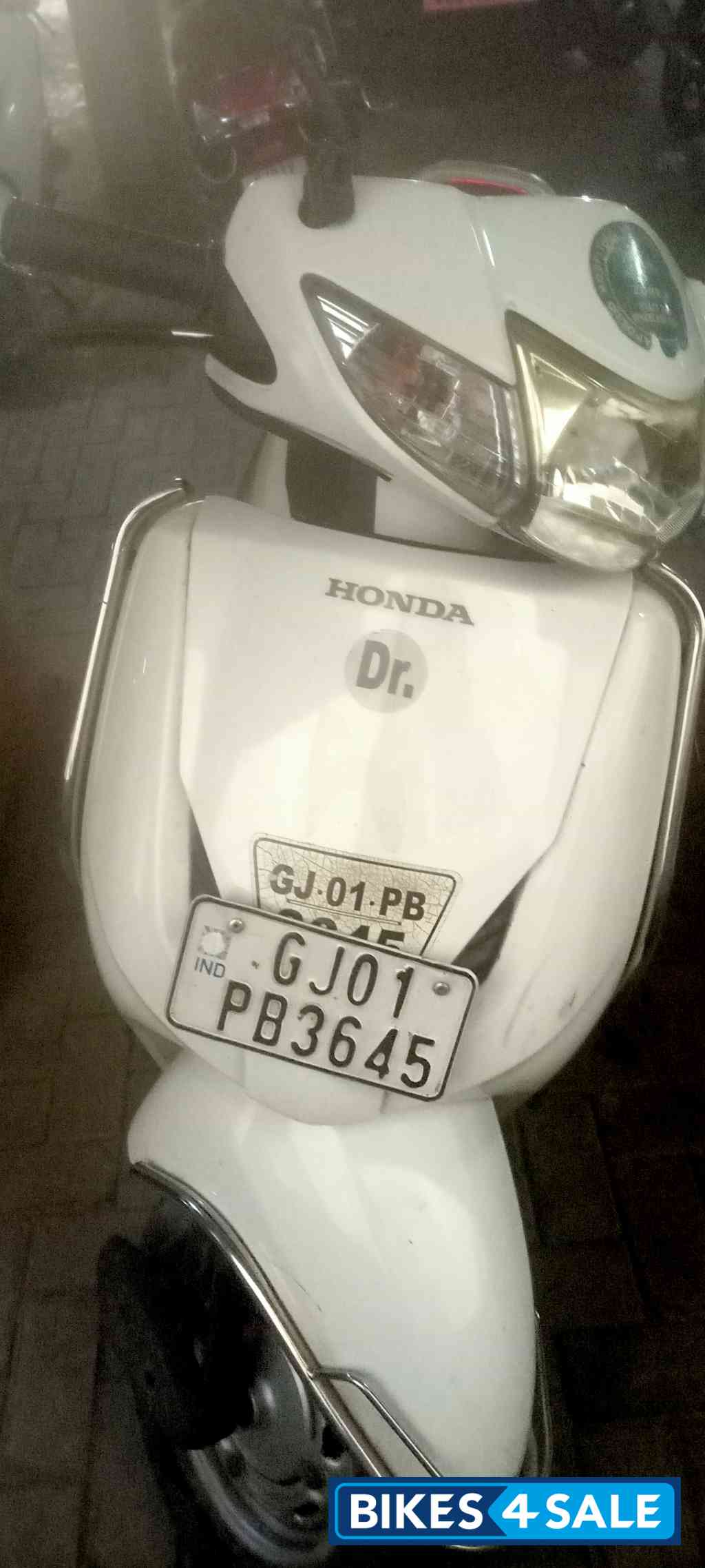 White Honda Activa
