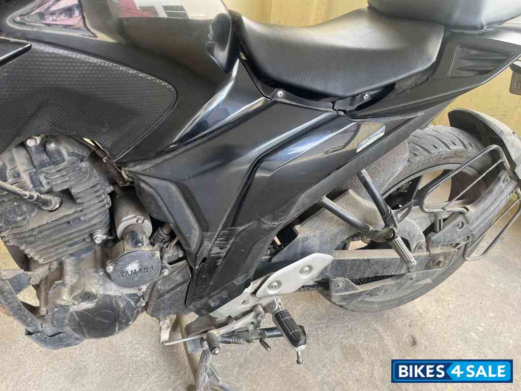 Black Yamaha FZ 25 BS6 Black Yamaha FZ 25 BS6