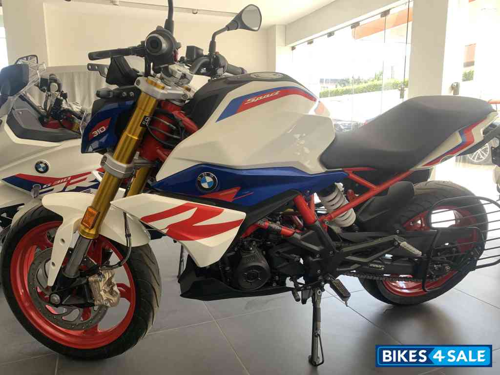 BMW G 310 R