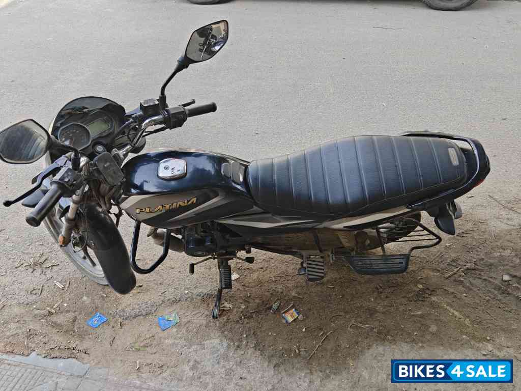 Bajaj Platina 110 H-Gear BS6 Bajaj Platina 110 H-Gear BS6