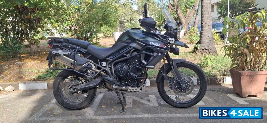 Triumph Tiger 800 XCA Triumph Tiger 800 XCA