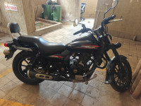 Bajaj Avenger Street 220